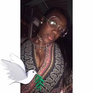 Meet your Posher, Bria